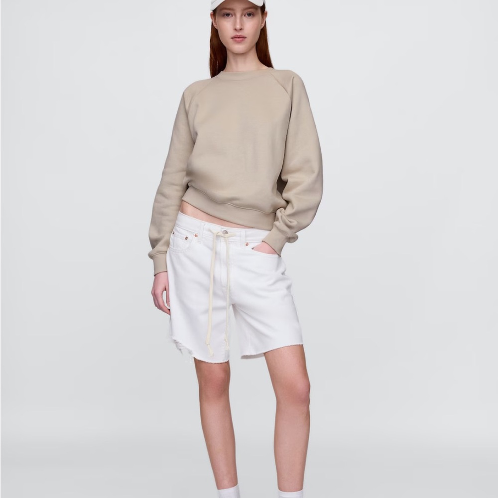 XL Tall woman’s NWT “Vintage soft” Raglan Gap soft sweatshirt beige